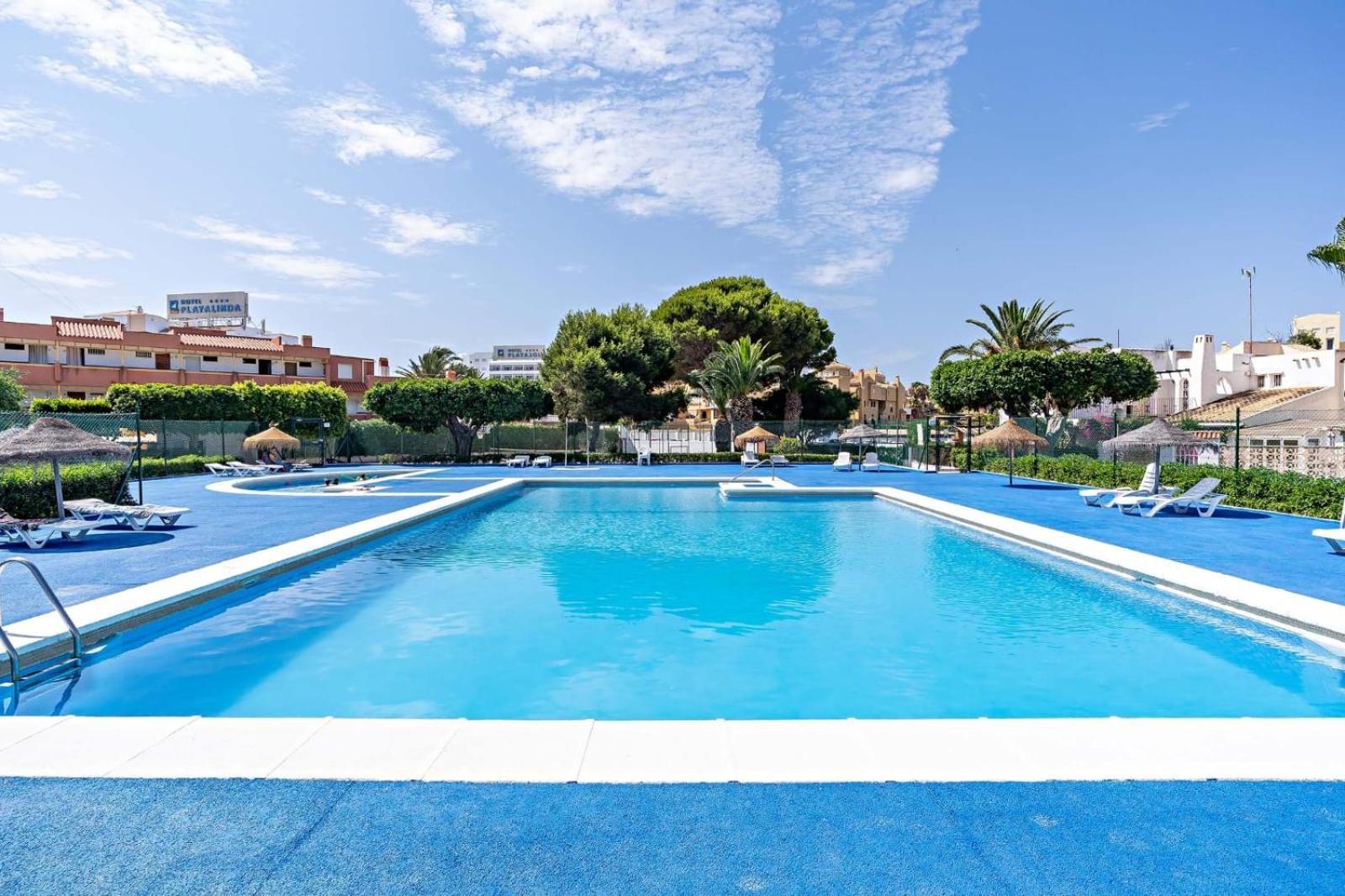 Апартаменты Capri - Pueblo Italia Рокетас-де-Мар Экстерьер фото